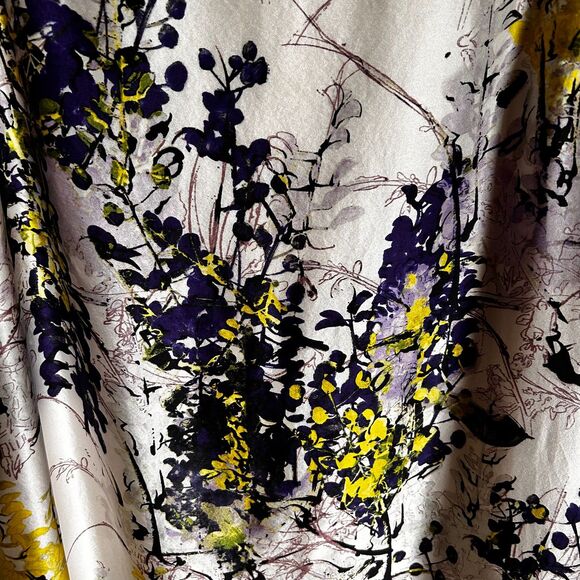 Taylor 100% Silk Floral Dress - Picture 3 of 13